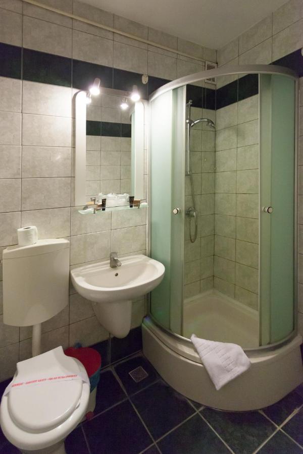 Hotel Tusnad バイレ・トゥシュナド エクステリア 写真
