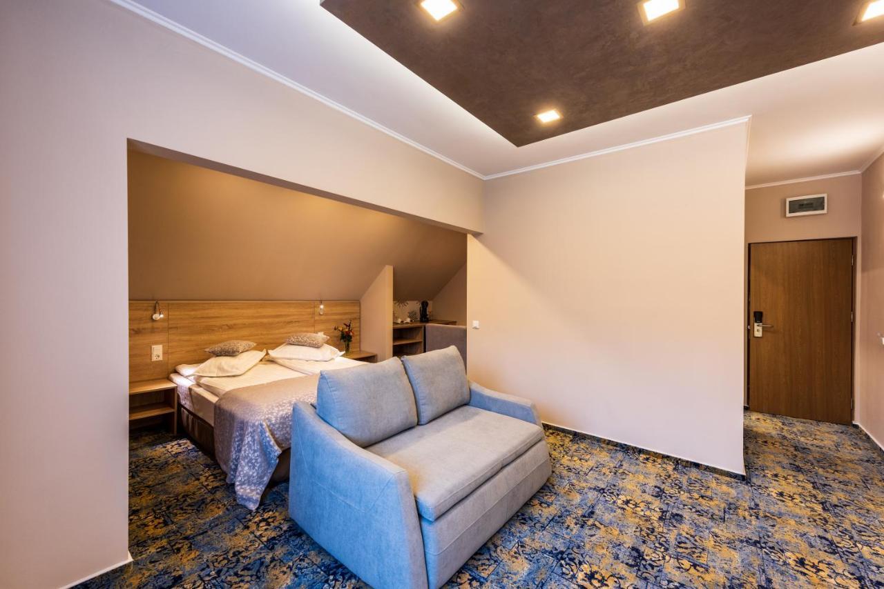 Hotel Tusnad バイレ・トゥシュナド エクステリア 写真